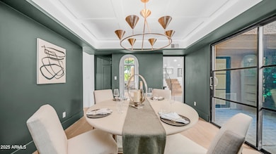 4434 E Camelback Rd Unit 128 diningRoom