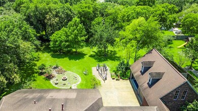 1914 E Winding Way Dr, Friendswood, TX 77546 - photo 4