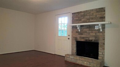 10426 Bucknell Rd, Houston, TX 77016 - photo 5