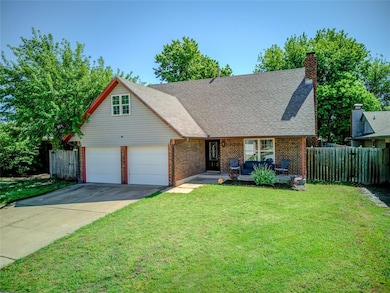 308 S Patterson Dr, Moore, OK 73160 - photo 2
