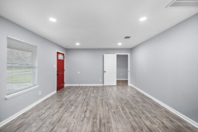 5115 Perry St, Houston, TX 77021 - photo 4