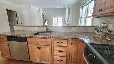 129 Lincoln St unit B, Hudson, MA 01749 - photo 3