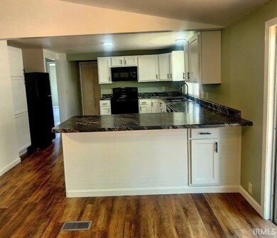 8198 E Mcclintic Rd, Syracuse, IN 46567 - photo 7