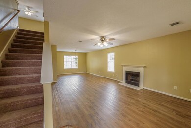 8219 Cienna Dr, Houston, TX 77040 - photo 2