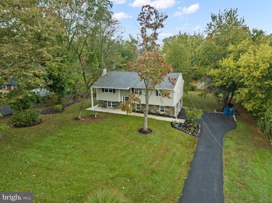 1276 E Evergreen Dr, Phoenixville, PA 19460 - photo 4