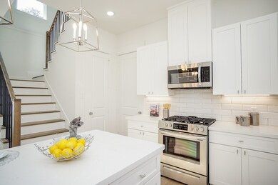 8969 Lavender St, Houston, TX 77016 - photo 5