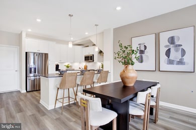 9664 Swallowtail Ln, Manassas, VA 20110 - photo 3