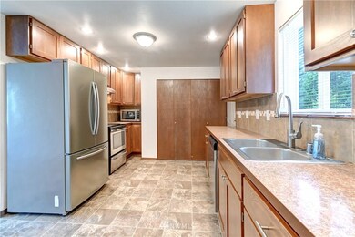 10119 Dakota Way, Everett, WA 98204 - photo 6