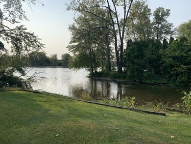 Channel Frontage