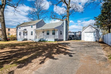 81 Raymond St, Edison, NJ 08817 - photo 4