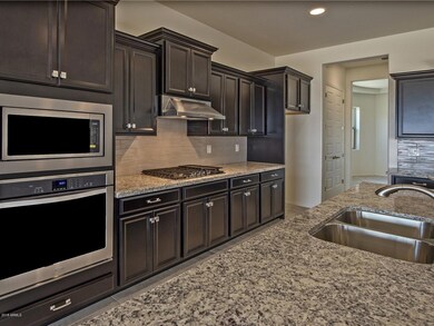 18537 W Elm St, Goodyear, AZ 85395 - photo 7