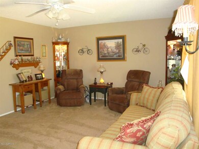 LIVING RM FROM FRONT DOOR