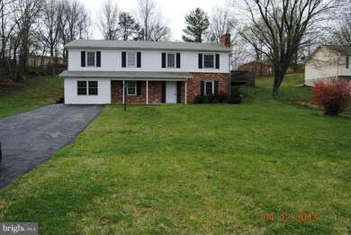 114 Lakeside Dr, Stephens City, VA 22655 - photo 3