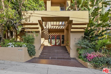 970 Palm Ave unit 215, West Hollywood, CA 90069 - photo 2