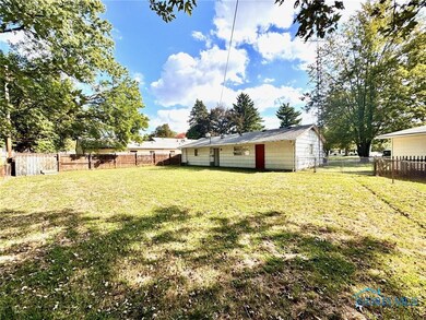 4128 Macauley Ct, Toledo, OH 43607 - photo 4