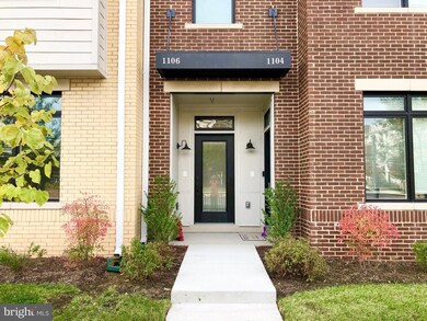 Lofts at Village Walk unit 202, Leesburg, VA 20175 - photo 3