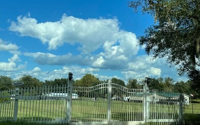 311 SW Paul Pearce Ln, Lake City, FL 32024 - photo 2