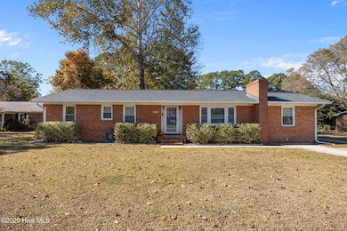 4051 Allen St, Farmville, NC 27828 - photo 2