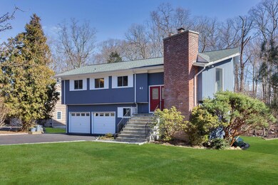 41 Sundance Dr, Cos Cob, CT 06807 - photo 2