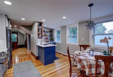 21 Oakdale St unit 2, Providence, RI 02908 - photo 4