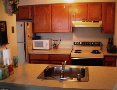 9504 Amherst Ave, Margate City, NJ 08402 - photo 4