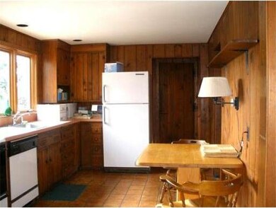 241 Pomeroy Ln, Amherst, MA 01002 - photo 7