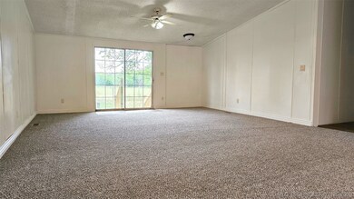 Living Room (Door to Back Deck) from between Kitch