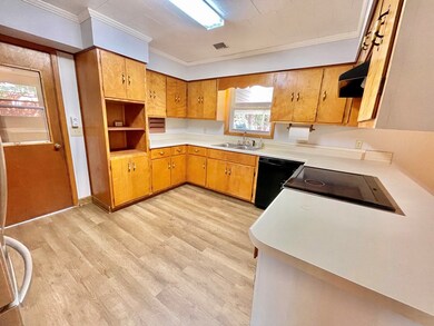 705 12th St E, Tifton, GA 31794 - photo 7