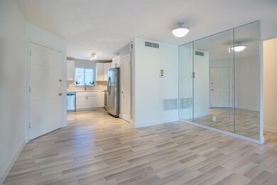 11 Greentree St_U106_006