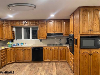 1910 R St, Gering, NE 69341 - photo 5