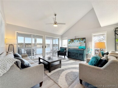 Vaulted ceiling in the living room area