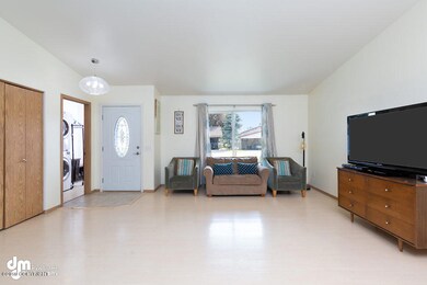 Living Room_KI_13-SMALL