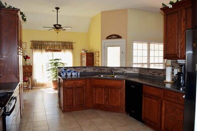 764 Julie Dr, Vidalia, GA 30474 - photo 6