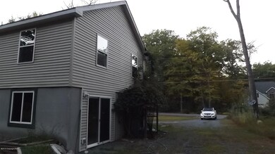 148 Luftus Ln, Dingmans Ferry, PA 18328 - photo 3