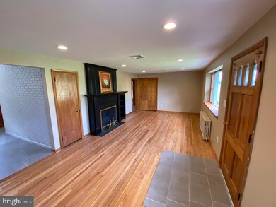 305 N Whitehall Rd, Norristown, PA 19403 - photo 2