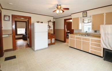 561 Carroll St, Berlin, NH 03570 - photo 5