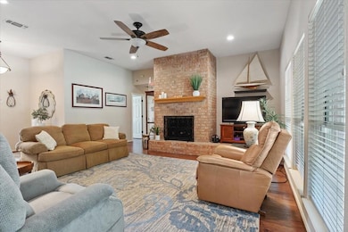 2110 Pecan St, Bonham, TX 75418 - photo 4