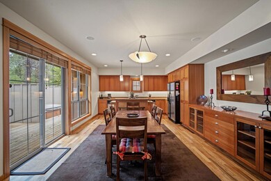8-web-or-mls-24 Fremont Crossing-08