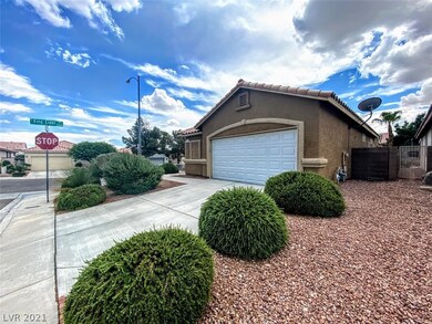 10115 Black Duck Ct, Las Vegas, NV 89117 - photo 2