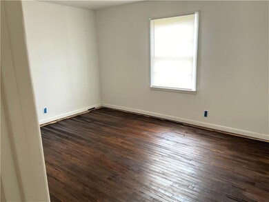 310 W 36th St, Shawnee, OK 74804 - photo 6