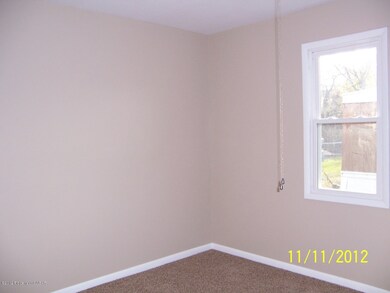 109 Carpenter St, Luzerne, PA 18709 - photo 5