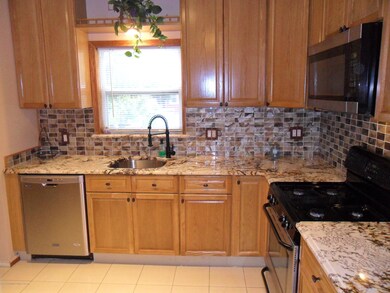 133 Blackford Ave, Staten Island, NY 10302 - photo 7