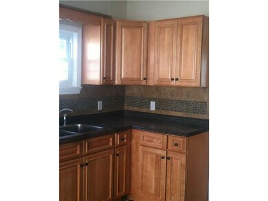 565 Fairmount St, Woonsocket, RI 02895 - photo 4