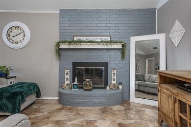 806 Hilltop Dr, Weatherford, TX 76086 - photo 5