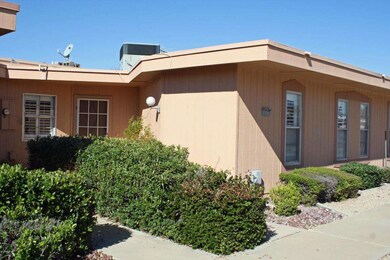 10572 W Palmeras Dr, Sun City, AZ 85373 - photo 2