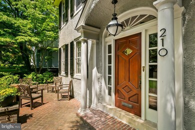 210 Northfield Place, Baltimore, MD 21210 - photo 3