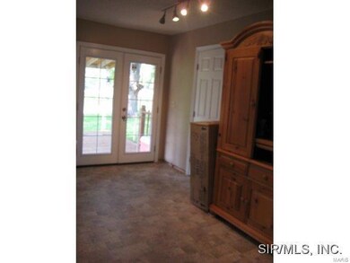 139 Arlington Dr, Granite City, IL 62040 - photo 5