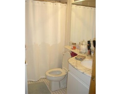 100 Fulton St unit 2W, Boston, MA 02109 - photo 4