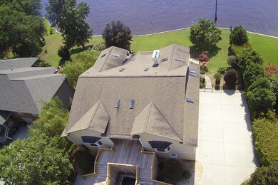 123 Riverview Drive-00093