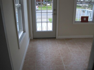 31 Hamilton Ave, Corinth, NY 12822 - photo 5